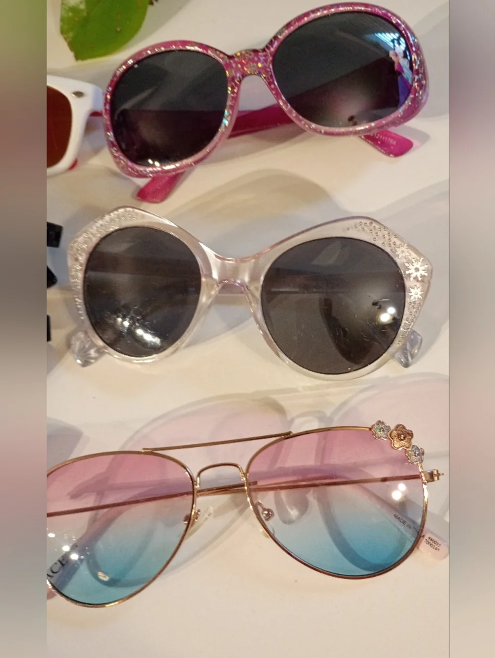 Kids Glitter Pink Sunglasses - Brand Unspecified